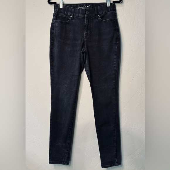 Gloria Vanderbilt Black Wash Jeans Curvy Dark Stretch Denim SZ 6 - Picture 3 of 13